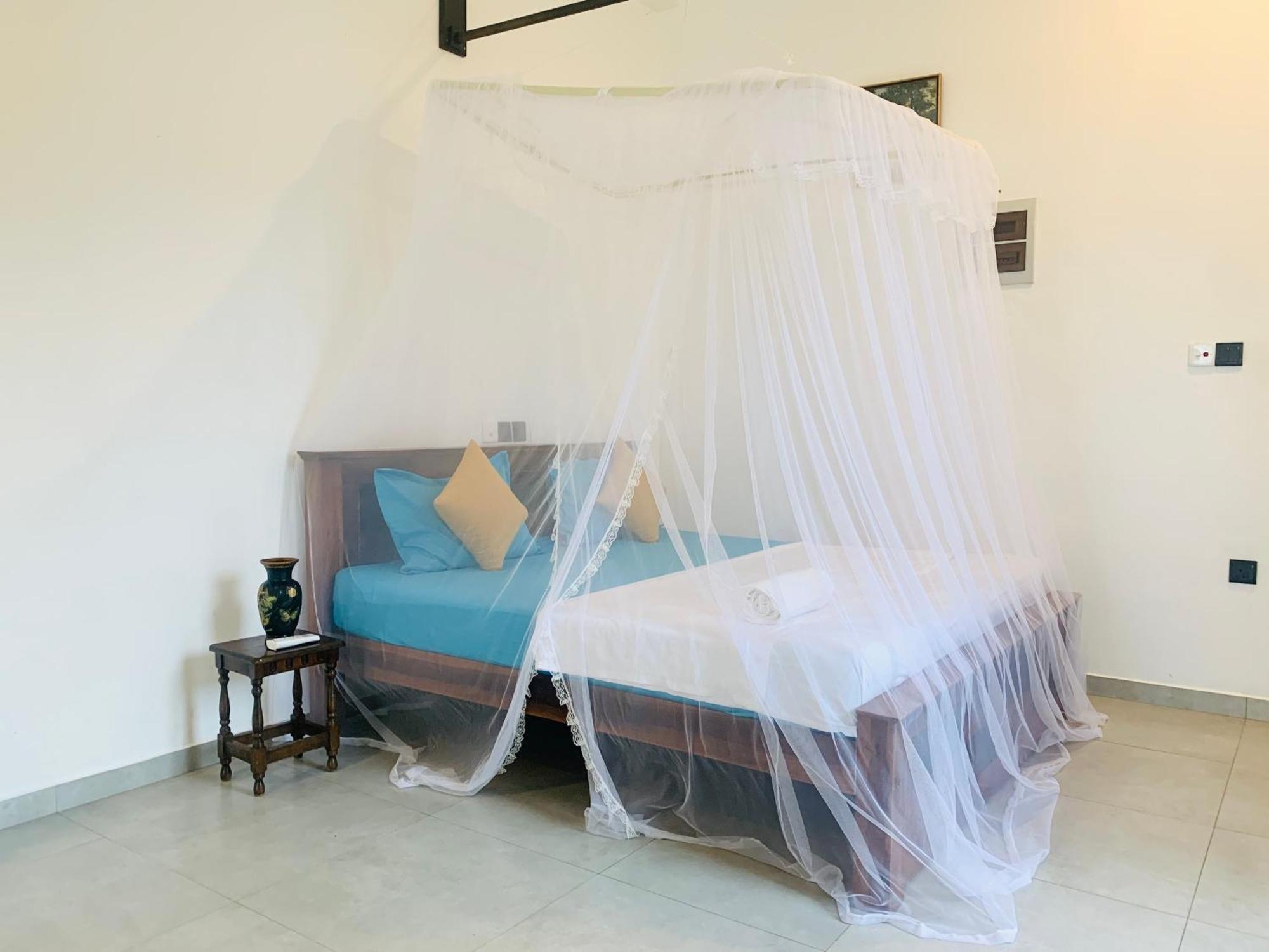 Kavin Beach Hotel Hikkaduwa Exterior photo