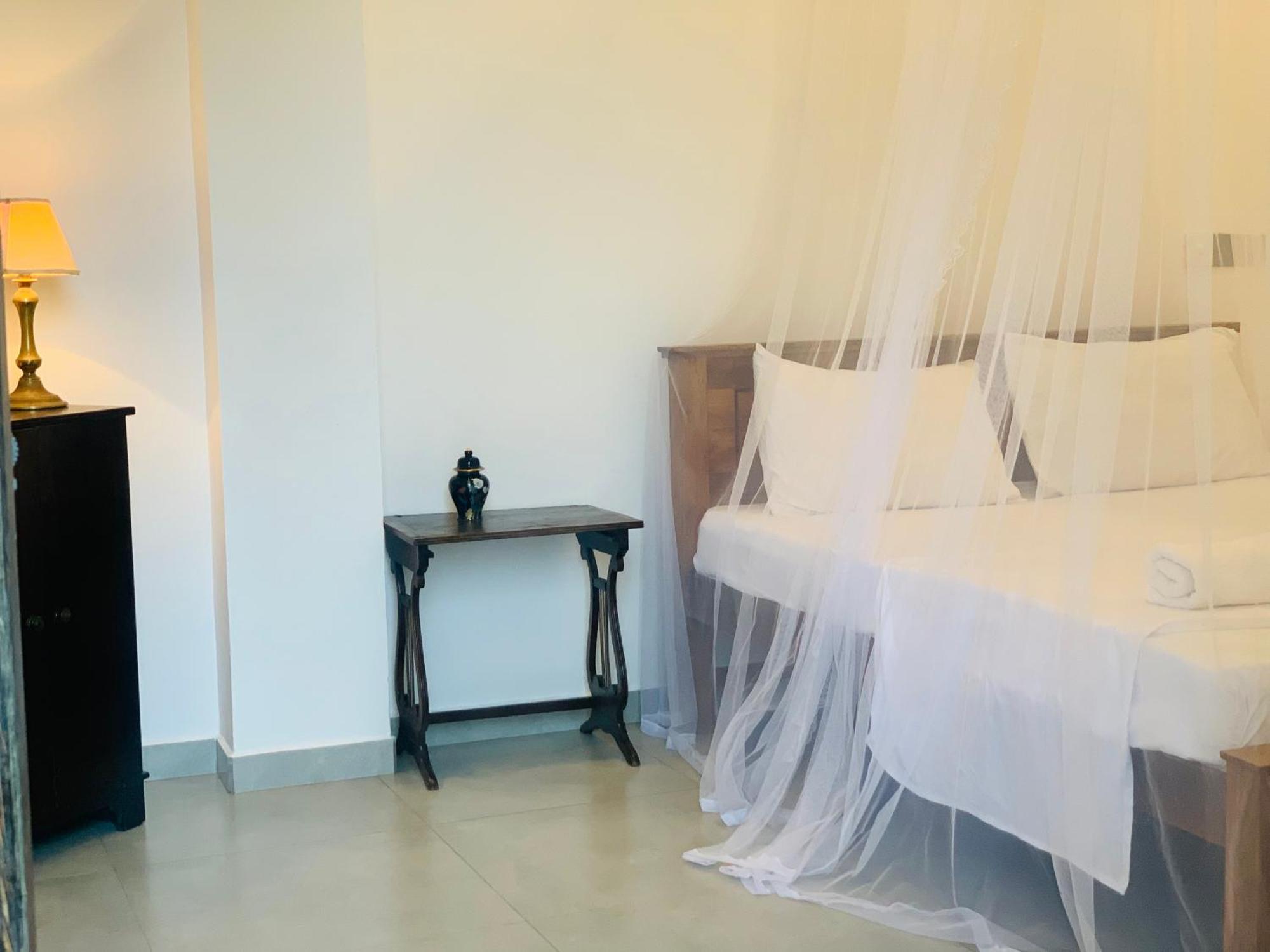 Kavin Beach Hotel Hikkaduwa Exterior photo